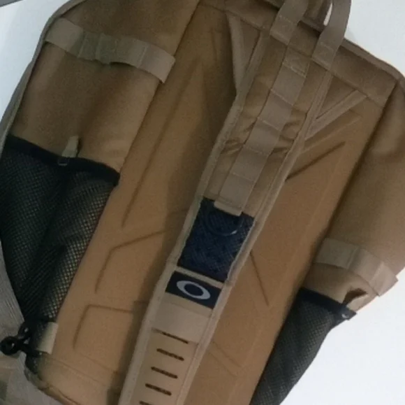 Oakley Brown Men's Backpack - Picture 5 of 5